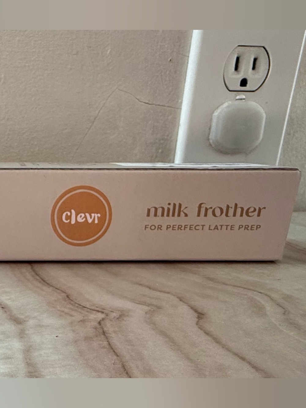 CLEVR BRAND HANDHELD MILK FROTHER 

PERFECT FOR MAKING COFFEE DRINKS 🥛☕️